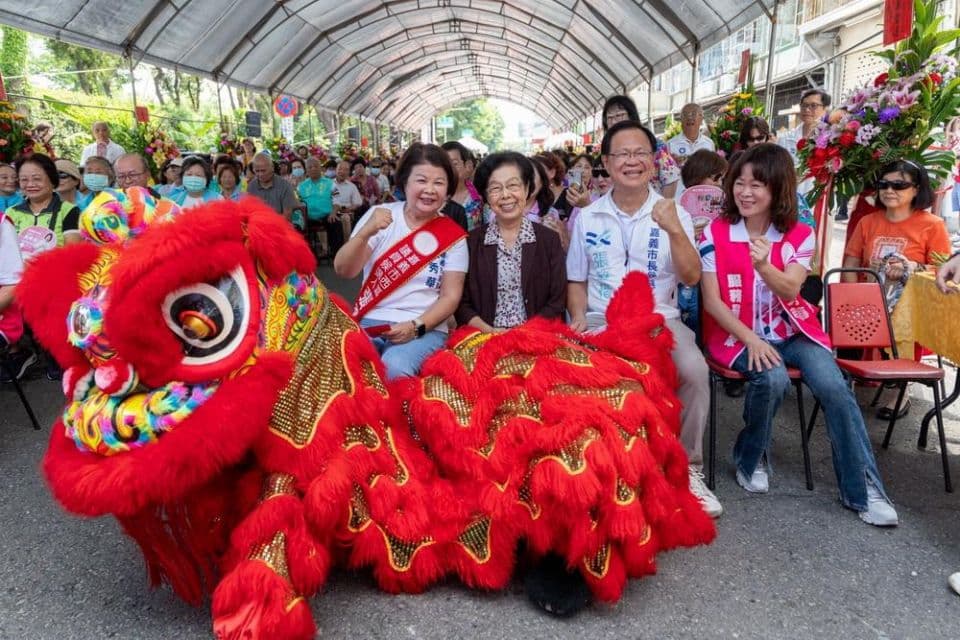 嘉市議員參選人張秀華成立競選總部 現場凍蒜聲不絕於耳(新聞配圖)