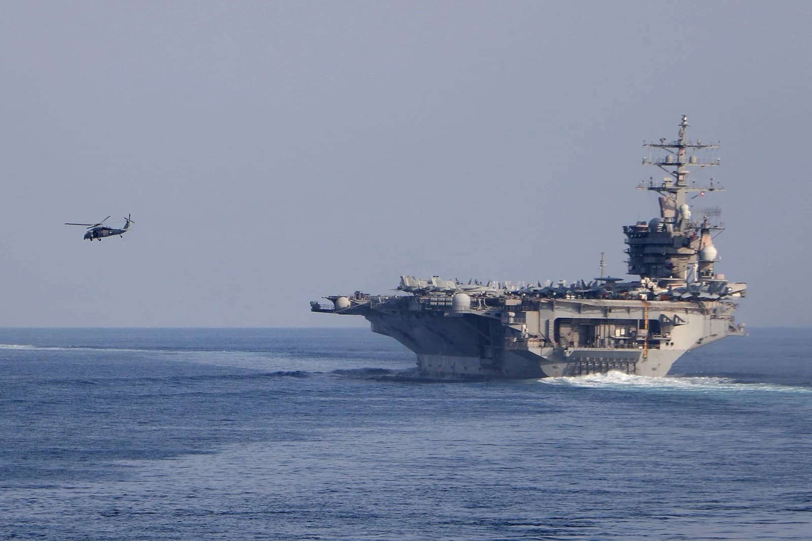 航艦「艾森豪號」攔阻裝置故障致8傷 盤點美國海軍近兩年離譜事故(新聞配圖)