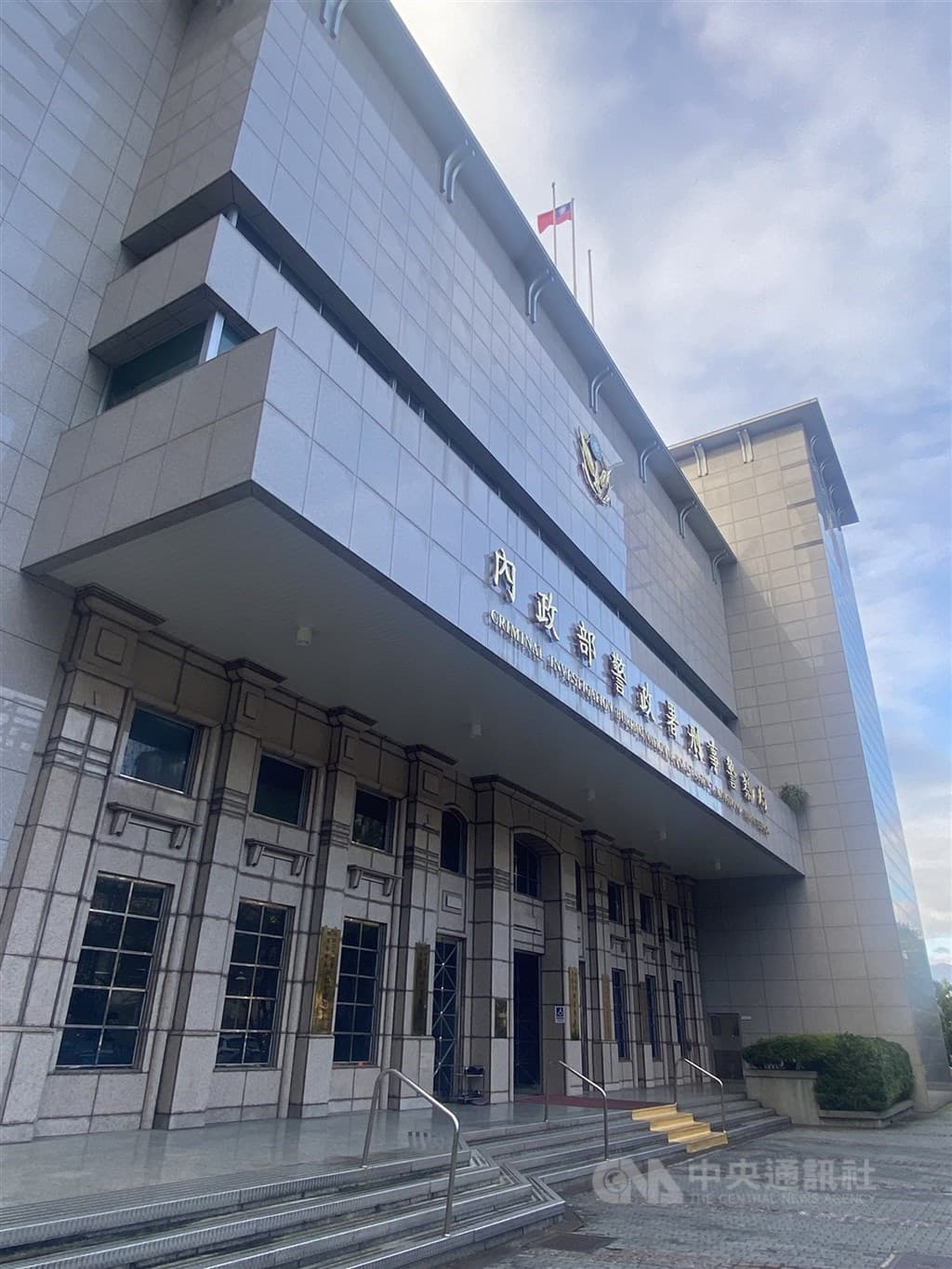 新北男自架竊訊機房租賃牟利 侵權市值逾上億(新聞配圖)