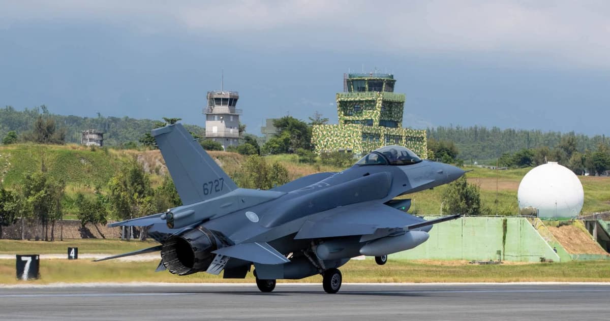 首批F-16V BLK70抵台 賴清德:投資國防就是投資和平(新聞配圖)