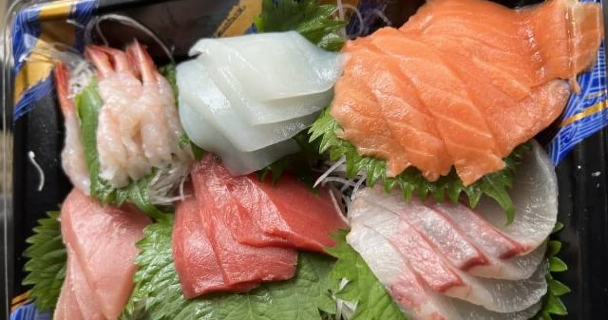 男吃生魚片隔天高燒、頭爆痛 醫:染李斯特菌害腦膜炎(新聞配圖)