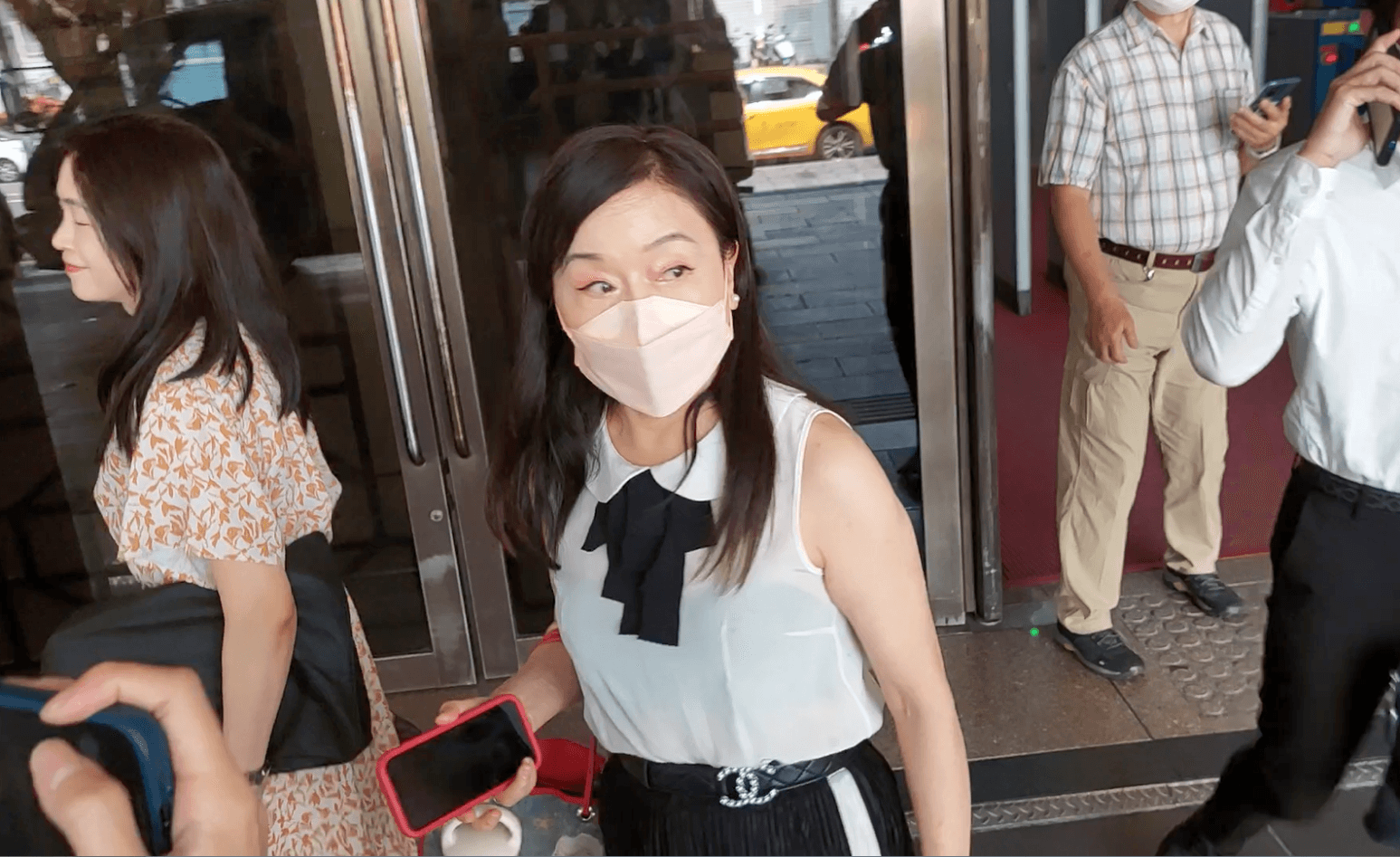 晶華緋聞案二審宣判:周玉蔻改判9月需入獄 蔡玉真改6月得易科(新聞配圖)