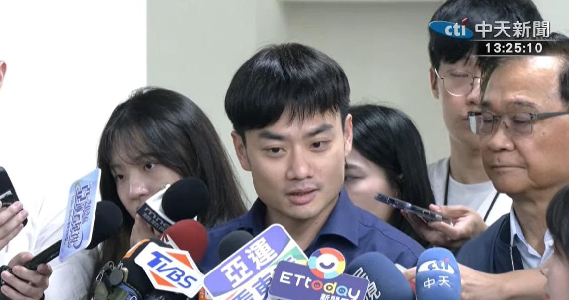 沈伯洋昔罵校園篩毒「噁爛」今卻列政見！殷瑋爆他這3點也轉彎（新聞配圖）