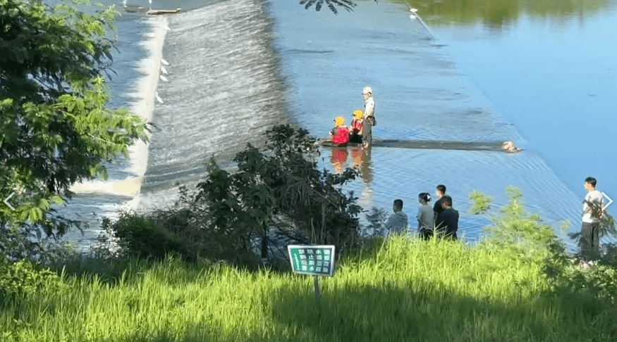 影/持續搜索!高雄3少年攔沙壩戲水 主揪想繼續不幸溺水(新聞配圖)