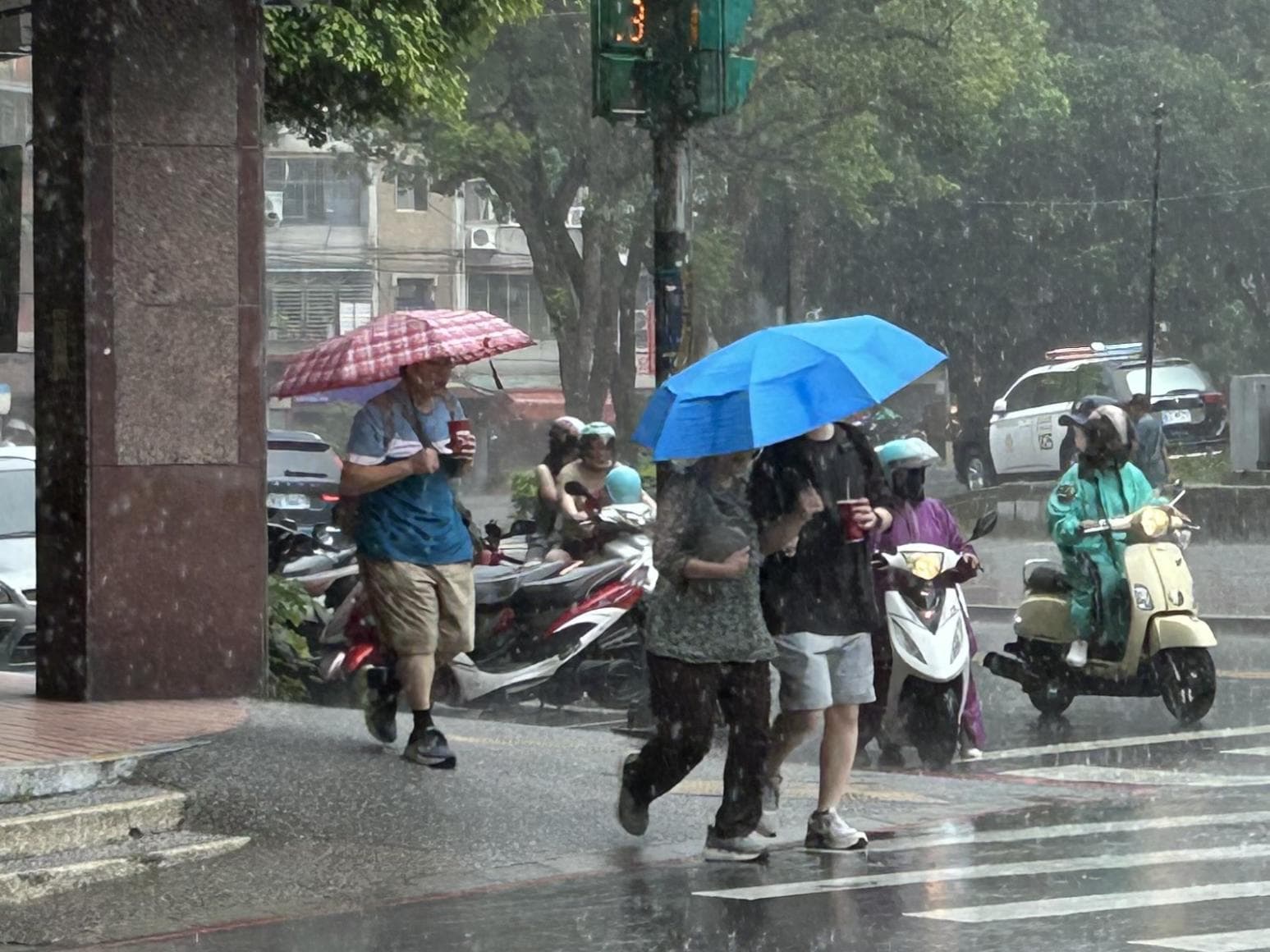 東北季風來了!明起連2天轉雨濕涼 國慶連假天氣曝(新聞配圖)