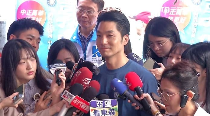 被偷臭?王淺秋約到沈伯洋專訪讚「比有些候選人勇敢」 蔣萬安反應曝光(新聞配圖)