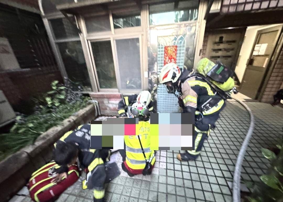 桃園透天厝清晨大火!10分鐘就撲滅火勢 屋主嚴重灼傷不治(新聞配圖)