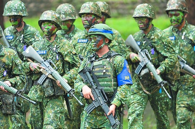 BMI 45、身高144才免役…退將們曝軍中實況 接連警告1事(新聞配圖)