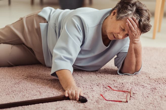 65歲以上必學「如何正確跌倒」 3大要領減傷害(新聞配圖)