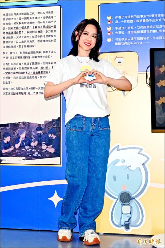 夏于喬笑爆宋芸樺探娃嘗母奶 大讚超好喝(新聞配圖)