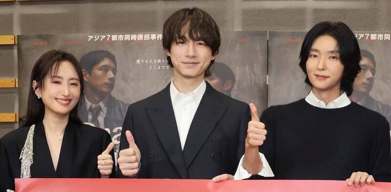 柯佳嬿同框坂口健太郎李準基 東京首映秀3語實力(新聞配圖)