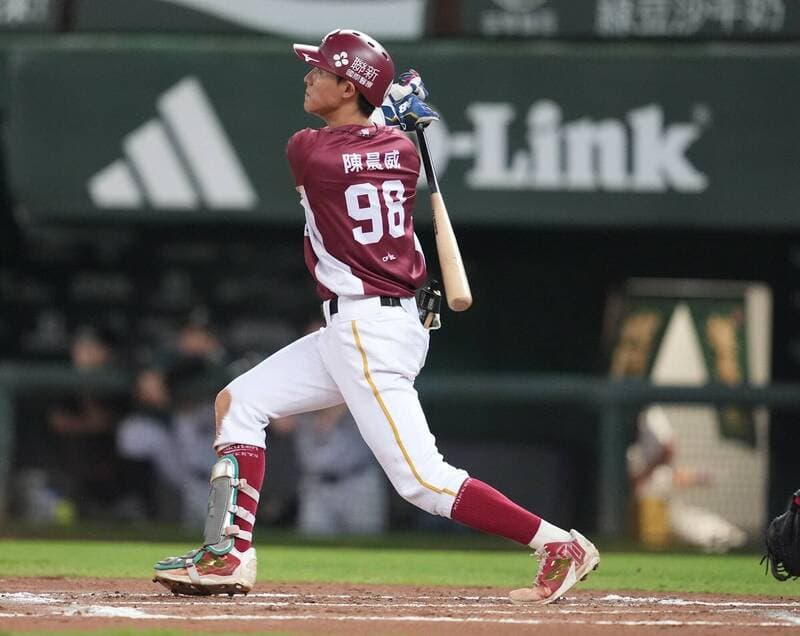 中職》爭冠期打線綁手綁腳 樂天雙殺打連發平隊史紀錄(新聞配圖)